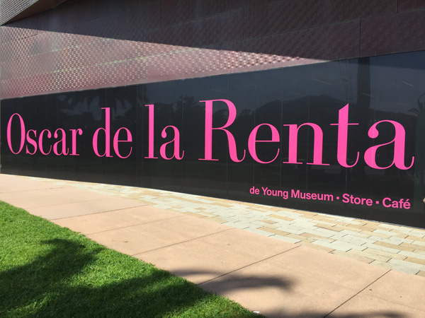 Oscar de la Renta Retrospecitve
